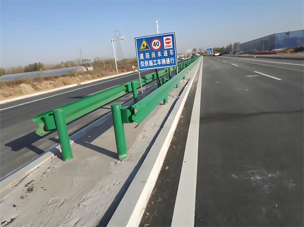 江门公路护栏守护安全横跨多个行业的应用