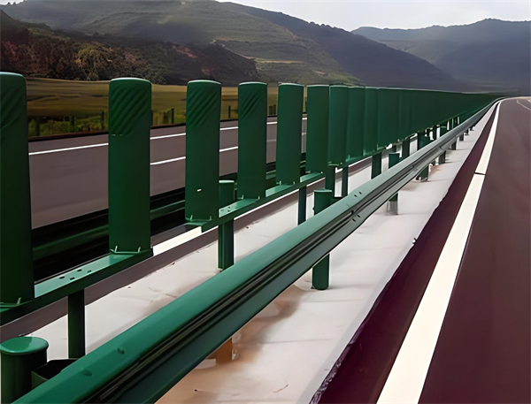 江门三波护栏板在高速公路的应用